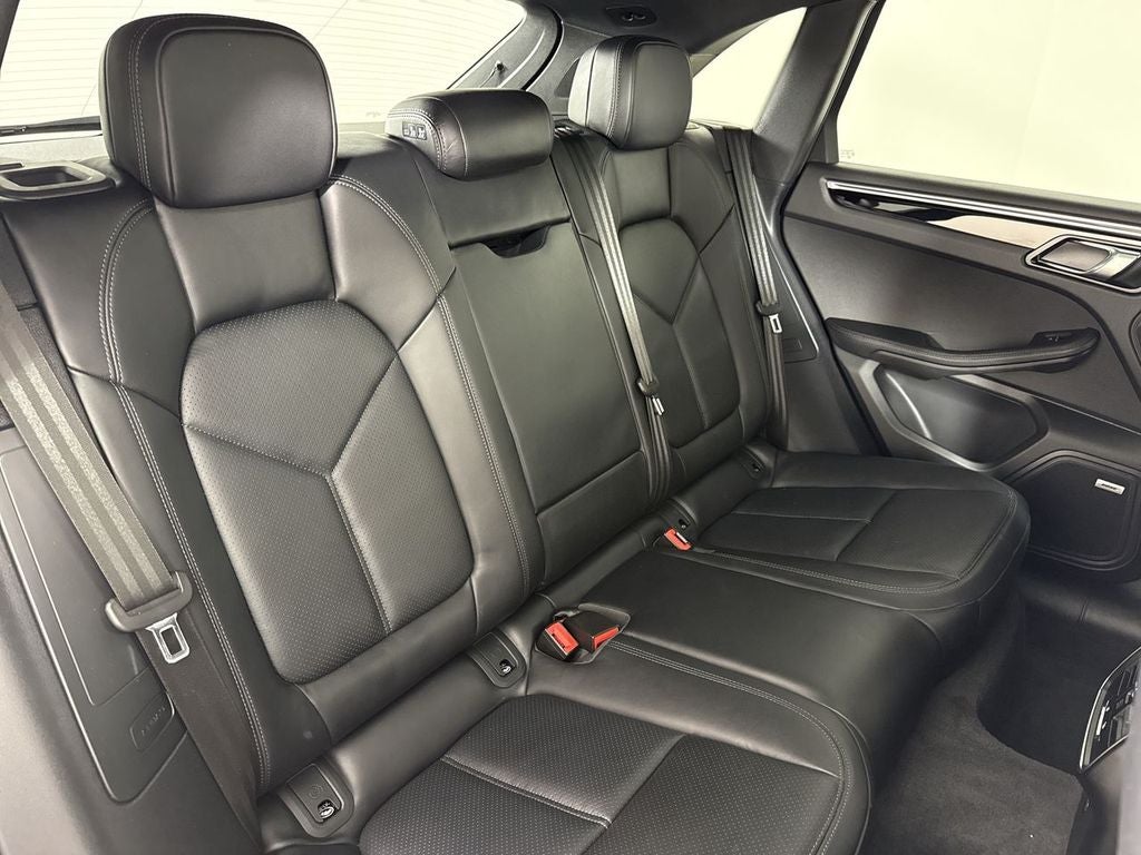 2023 Porsche Macan S