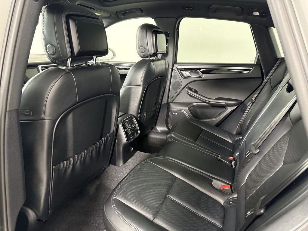 2023 Porsche Macan S