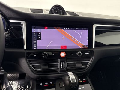 2023 Porsche Macan S