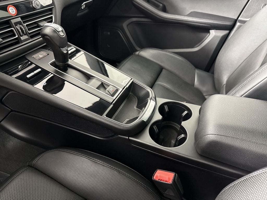 2023 Porsche Macan S