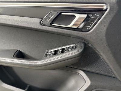 2024 Porsche Macan Macan S