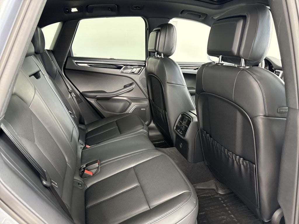 2026 Porsche Macan Macan S