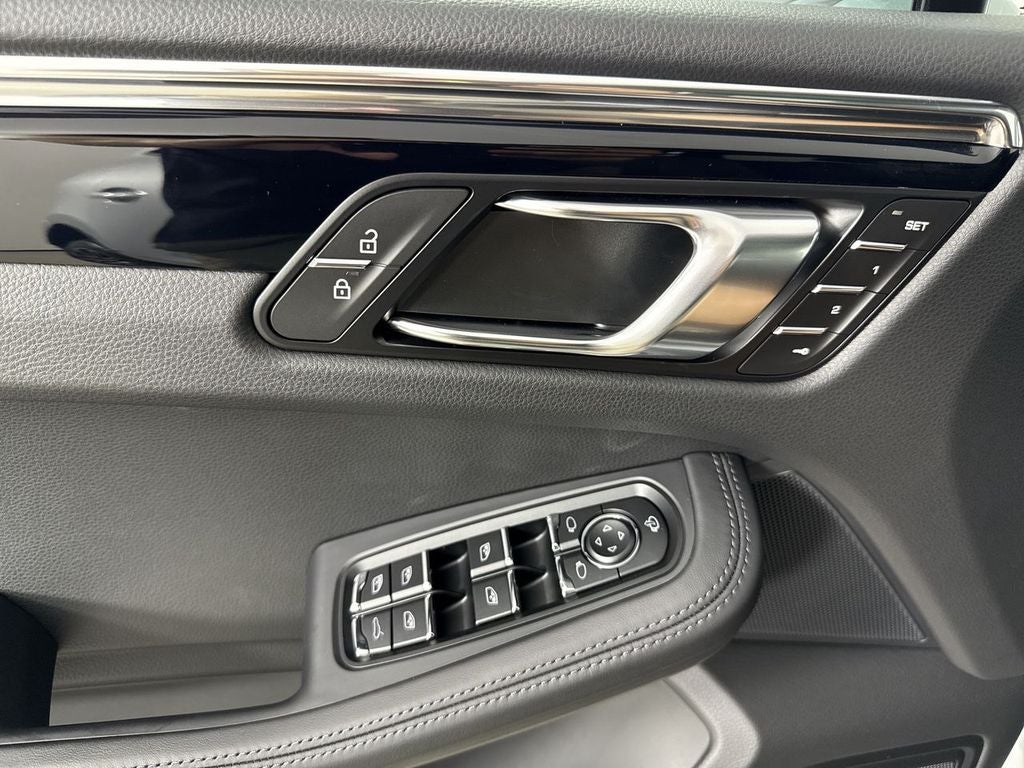 2026 Porsche Macan Macan S