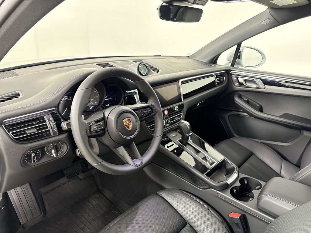 2026 Porsche Macan Macan S