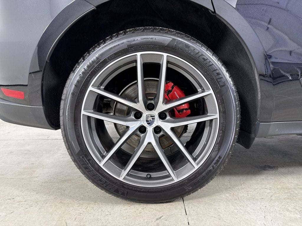 2024 Porsche Macan S
