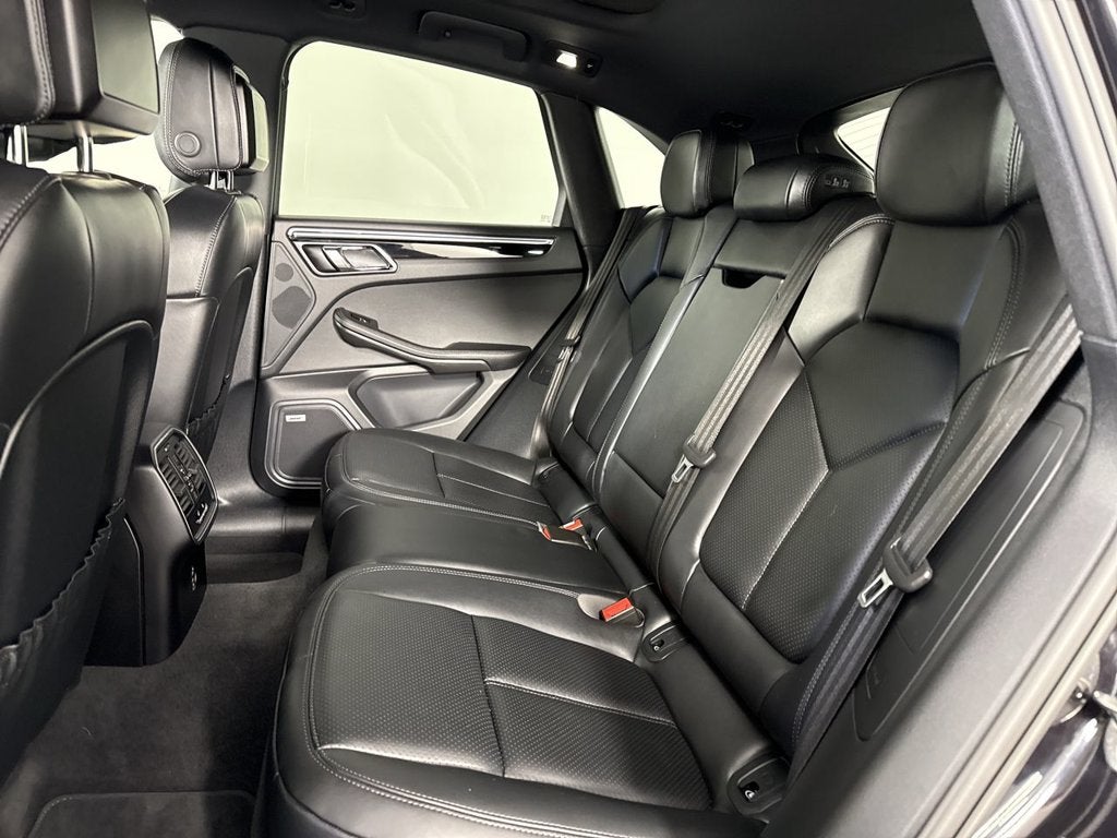 2024 Porsche Macan S