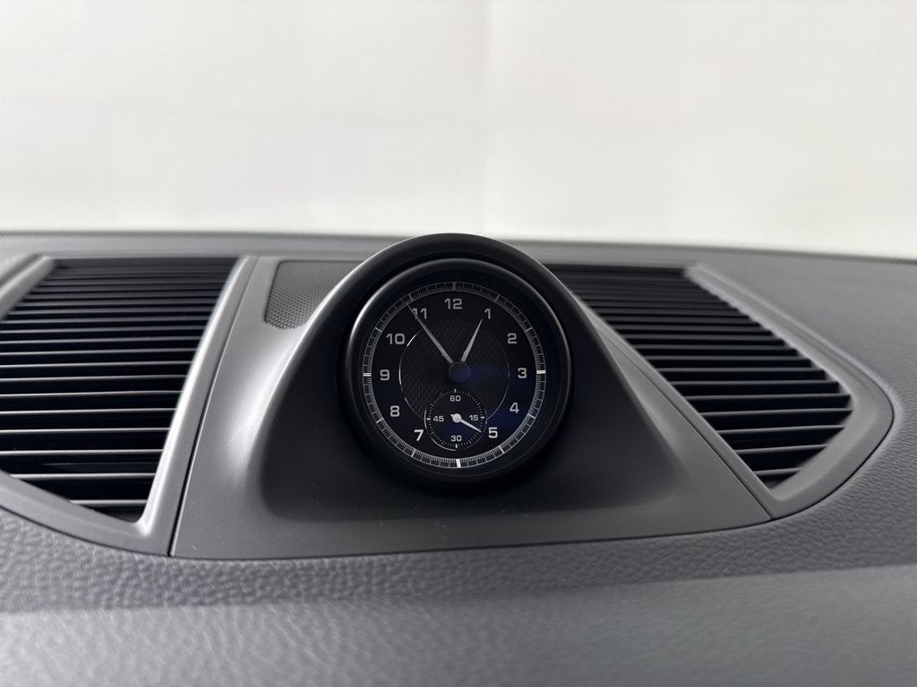 2024 Porsche Macan S