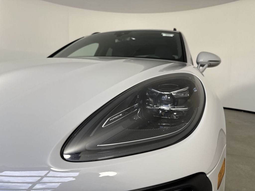 2025 Porsche Macan Macan S