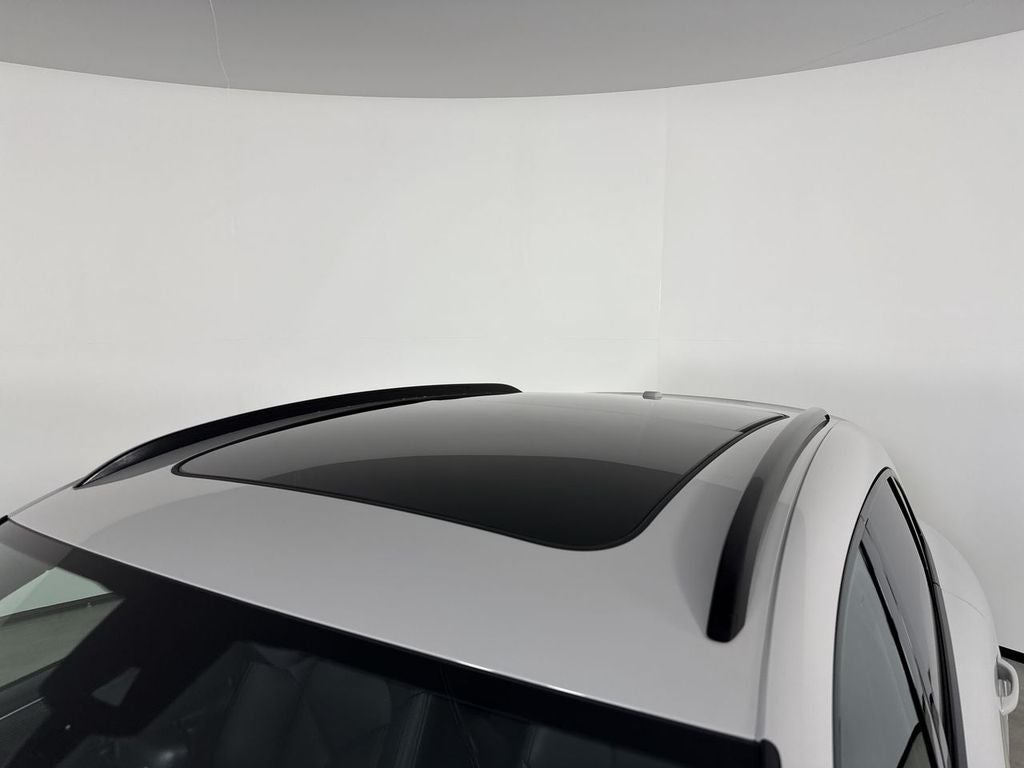 2025 Porsche Macan Macan S