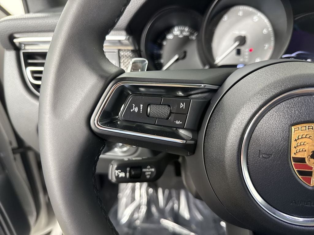 2025 Porsche Macan Macan S