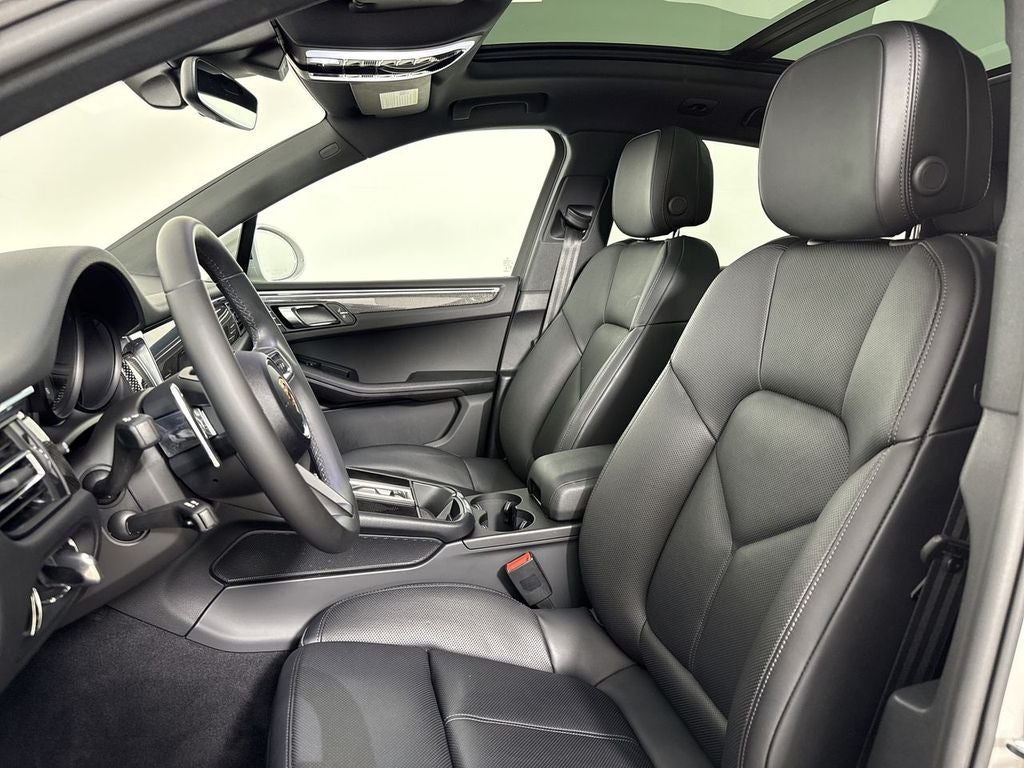 2025 Porsche Macan Macan S