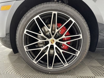 2025 Porsche Macan S