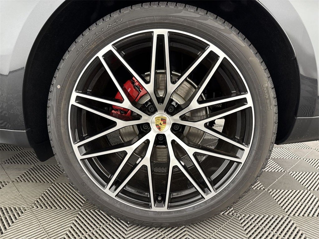 2025 Porsche Macan S