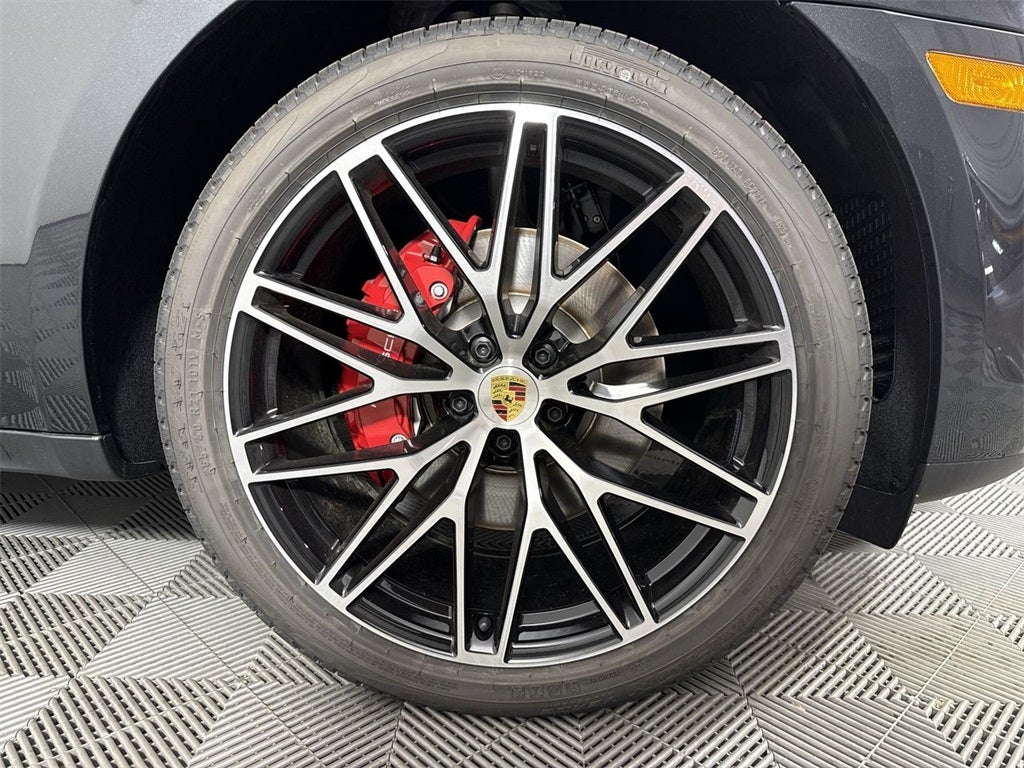 2025 Porsche Macan S