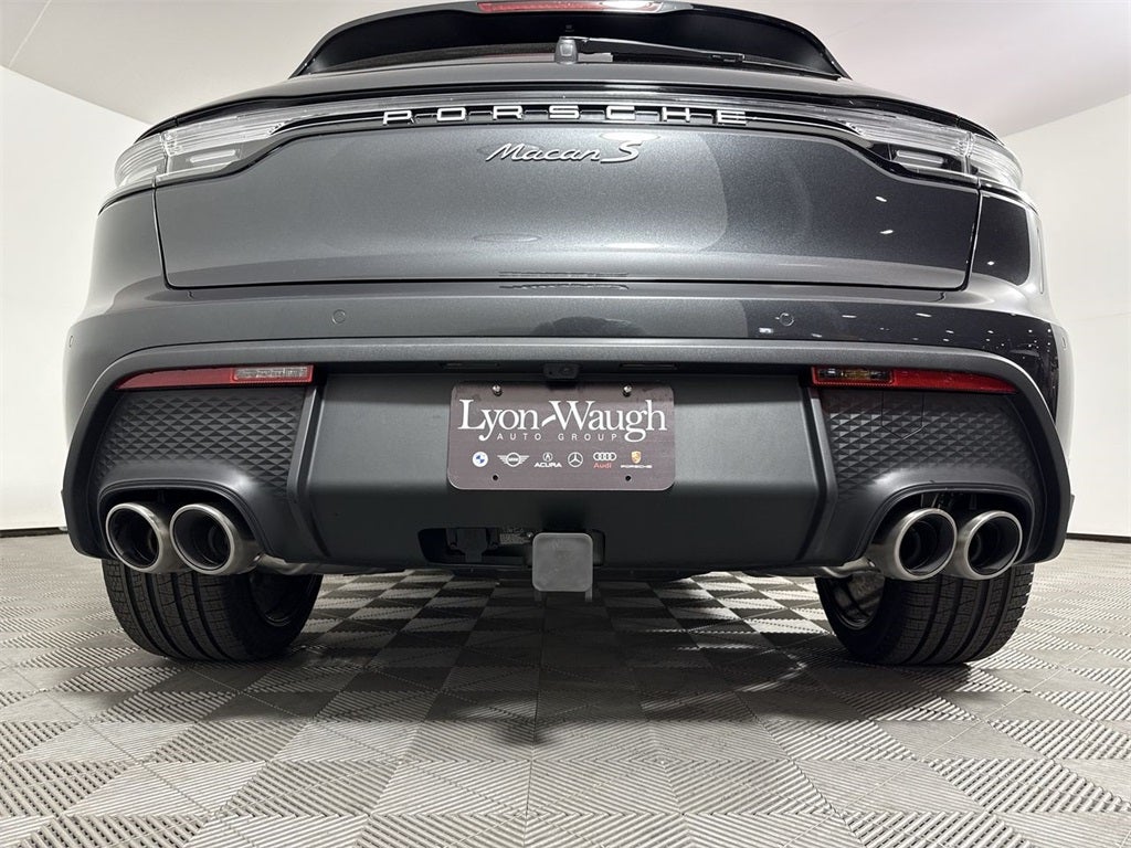2025 Porsche Macan S