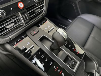 2025 Porsche Macan S