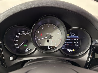 2025 Porsche Macan S