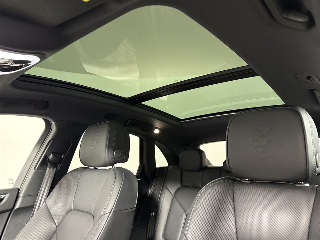 2025 Porsche Macan S