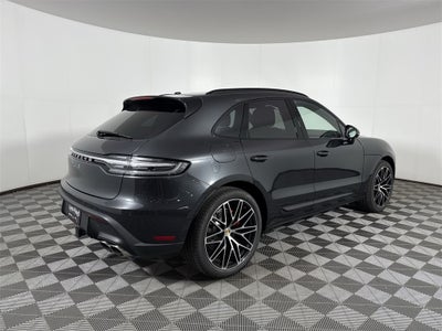2025 Porsche Macan S