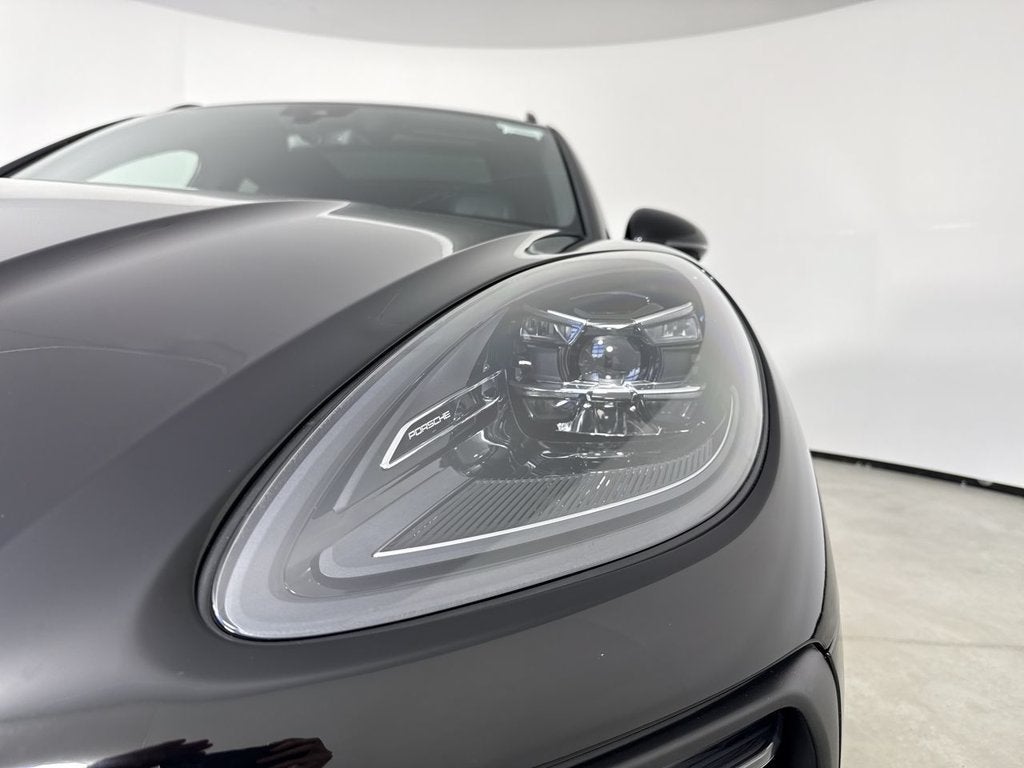 2026 Porsche Macan S