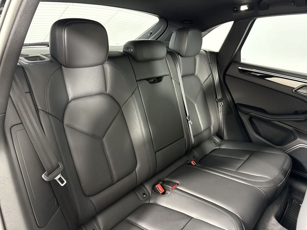 2026 Porsche Macan Macan S