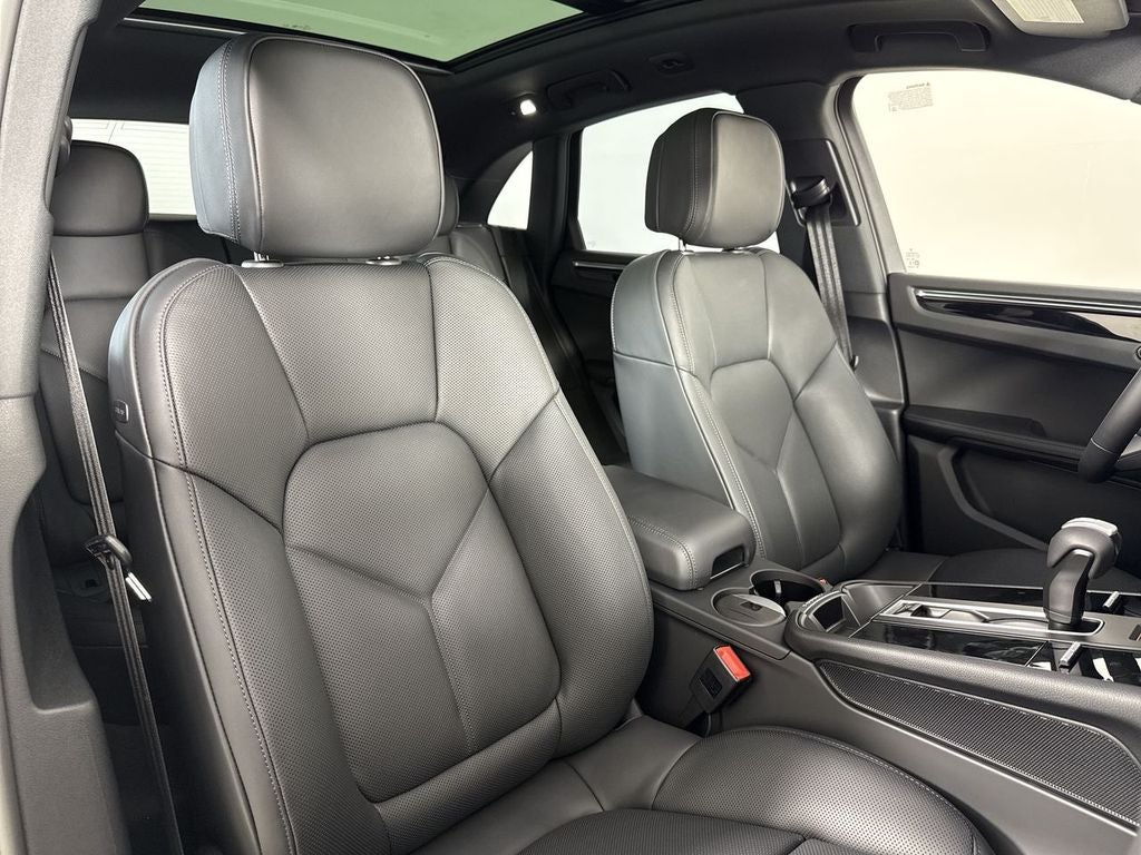 2026 Porsche Macan Macan S