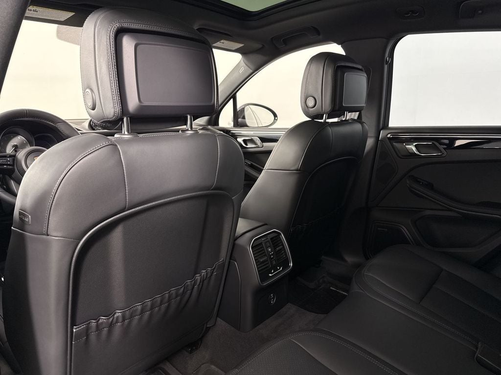 2026 Porsche Macan Macan S