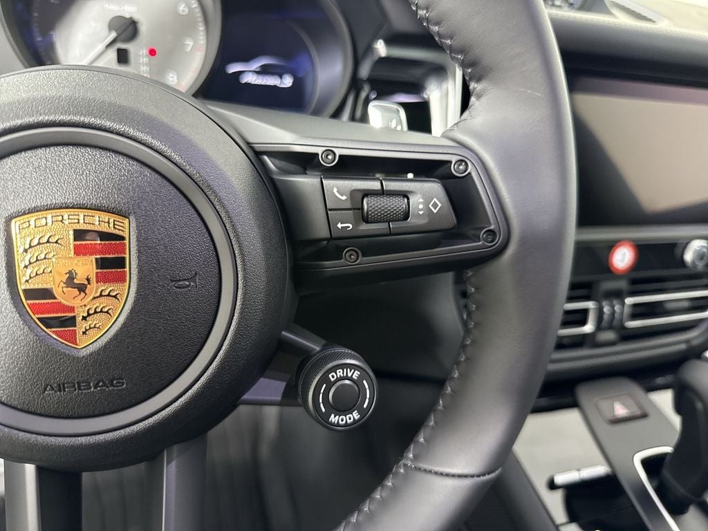 2026 Porsche Macan Macan S