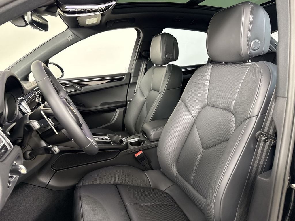 2026 Porsche Macan Macan S