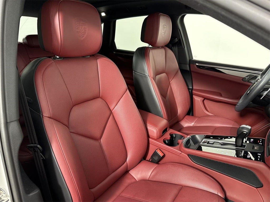 2023 Porsche Macan S