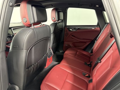 2023 Porsche Macan S