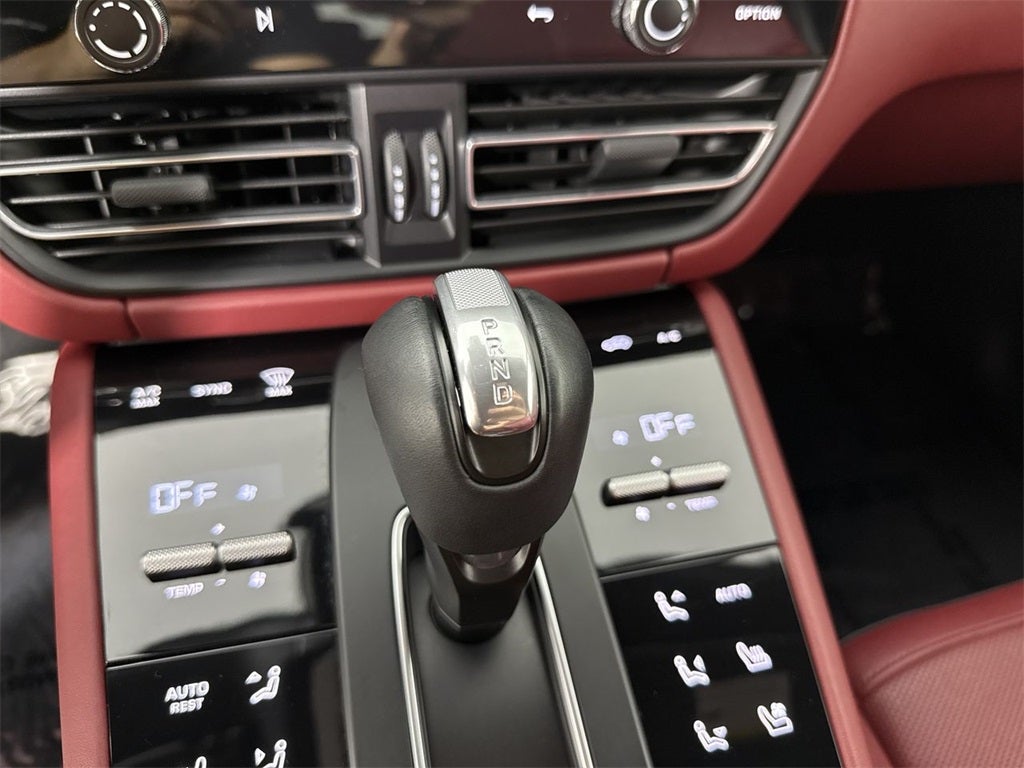 2023 Porsche Macan S