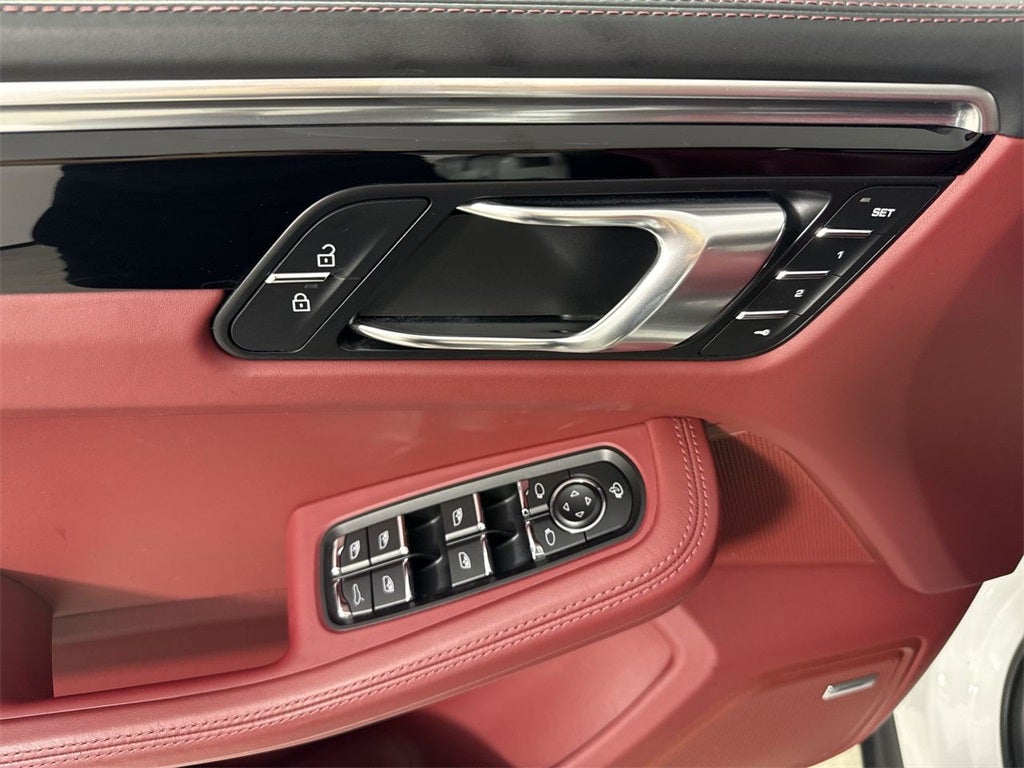 2023 Porsche Macan S