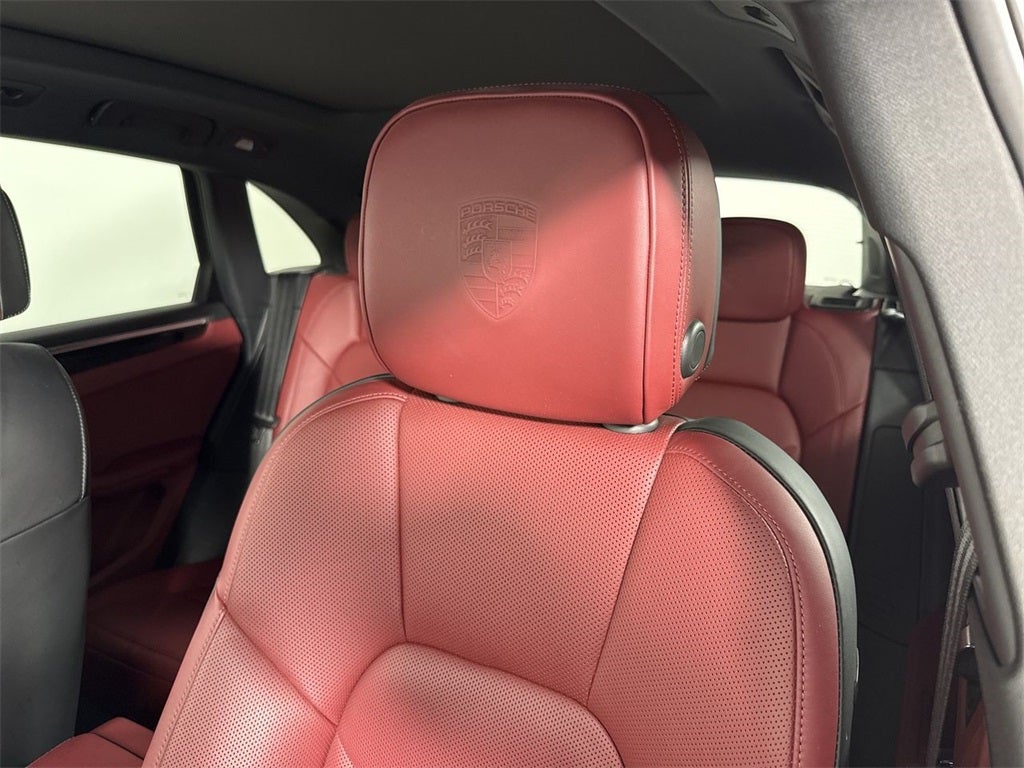 2023 Porsche Macan S