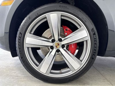 2025 Porsche Macan S