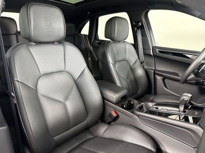 2025 Porsche Macan S