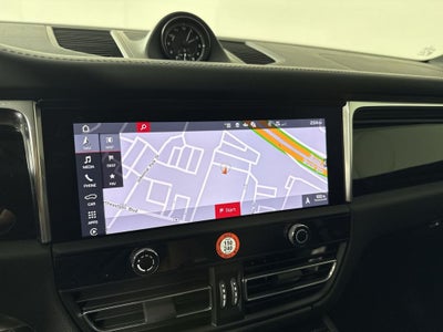 2025 Porsche Macan S