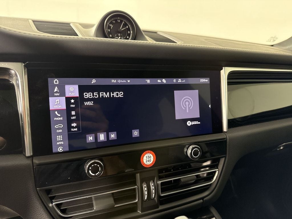 2025 Porsche Macan S