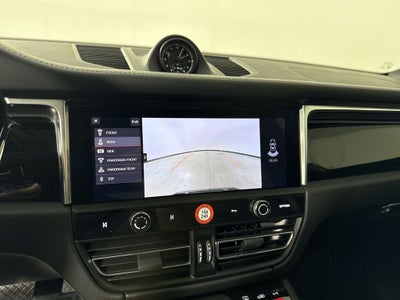 2025 Porsche Macan S