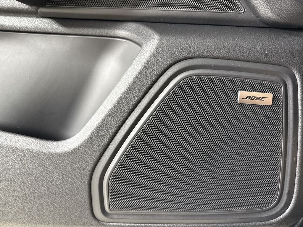 2025 Porsche Macan S