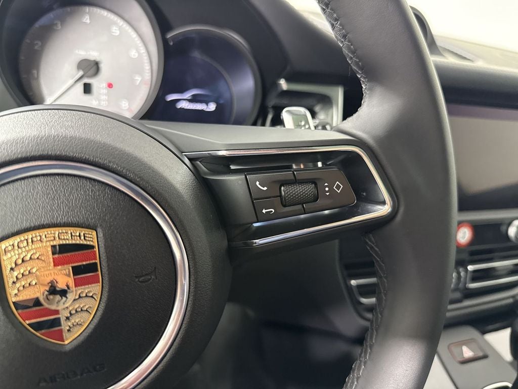 2025 Porsche Macan S