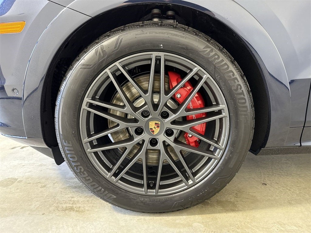 2026 Porsche Cayenne GTS