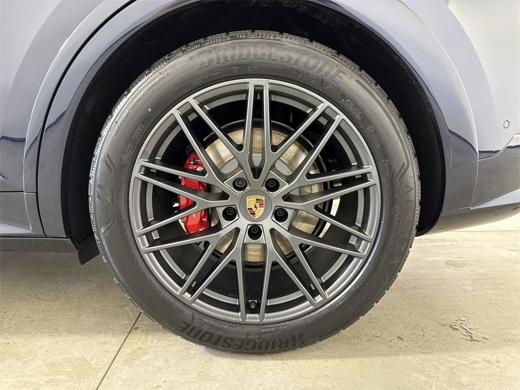 2026 Porsche Cayenne GTS