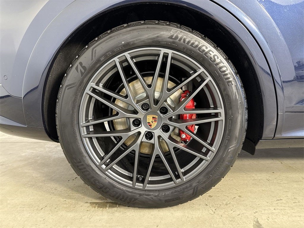 2026 Porsche Cayenne GTS