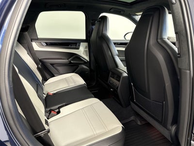 2026 Porsche Cayenne GTS