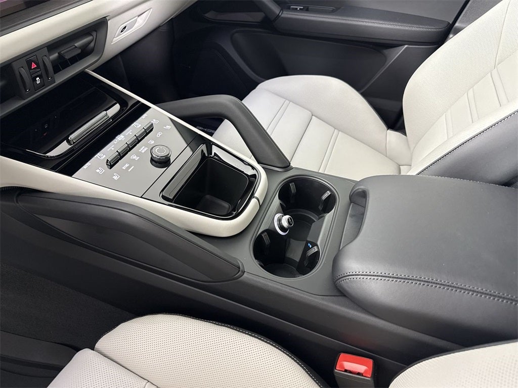 2026 Porsche Cayenne GTS