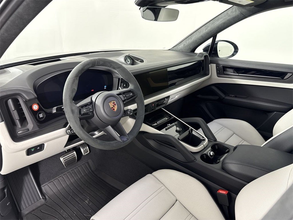 2026 Porsche Cayenne GTS