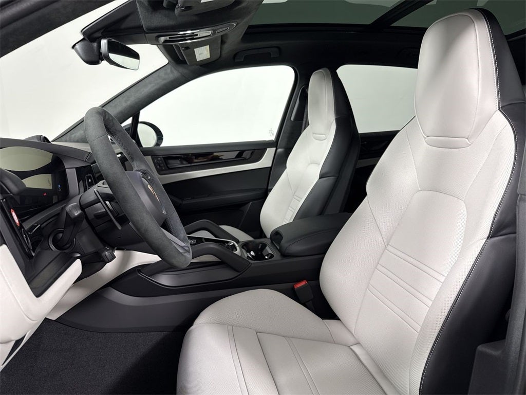 2026 Porsche Cayenne GTS