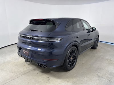 2026 Porsche Cayenne GTS