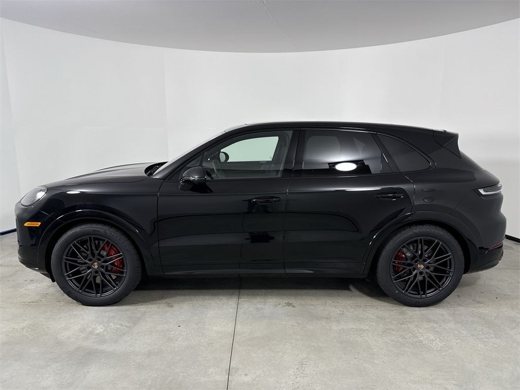 2026 Porsche Cayenne GTS